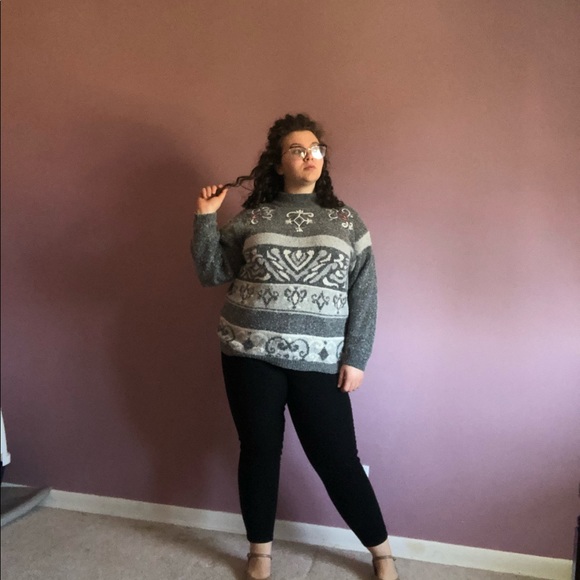 Diana Marco Sweater - Picture 3 of 9